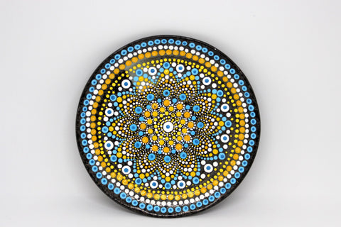 Dots on Round Plate